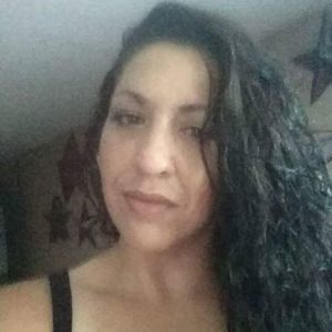 Meet your Posher, Valerie